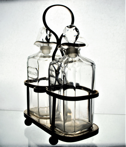 Small Silver Plated Two Spirit Tantalus.