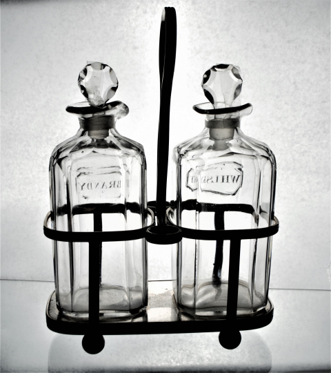 Small Silver Plated Two Spirit Tantalus.