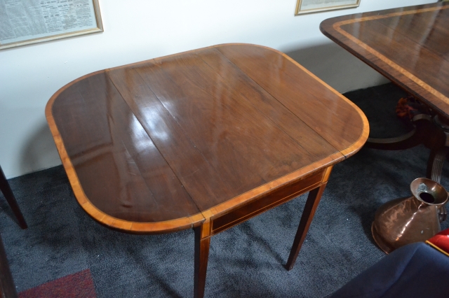 Early 19th Century Mahogany Pembroke Table.