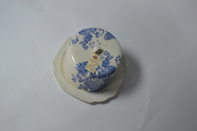 Cheese Plate and Cover Crown Devon.