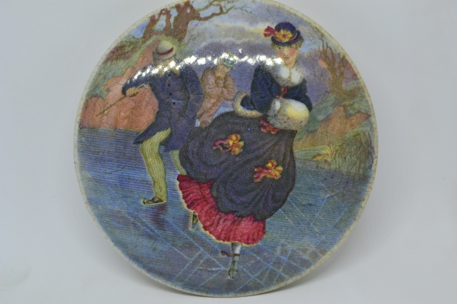 The Skaters' Prattware Lid.