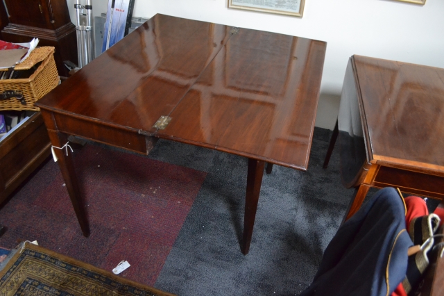 Georgian Mahogany Fold Over Tea Table. Circa 1820.