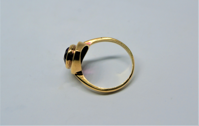 A 9ct Gold Amethyst Ring.