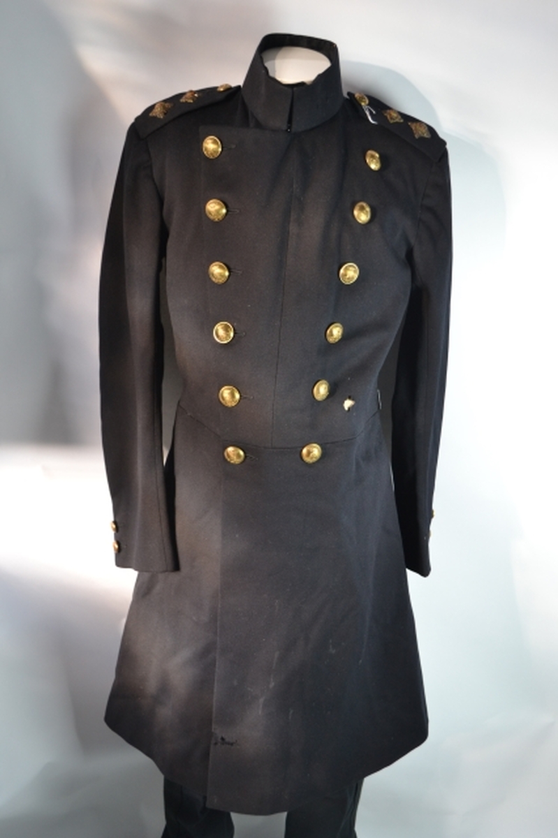 Post 1902 Wiltshire Regiment Officers Frock Coat to B H Goodhart.