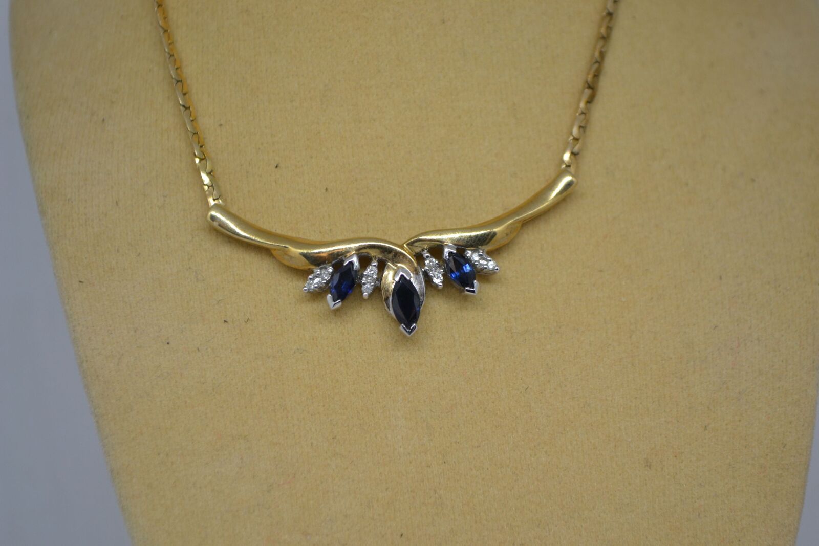 9ct Yellow Gold Sapphire And Diamond Necklace