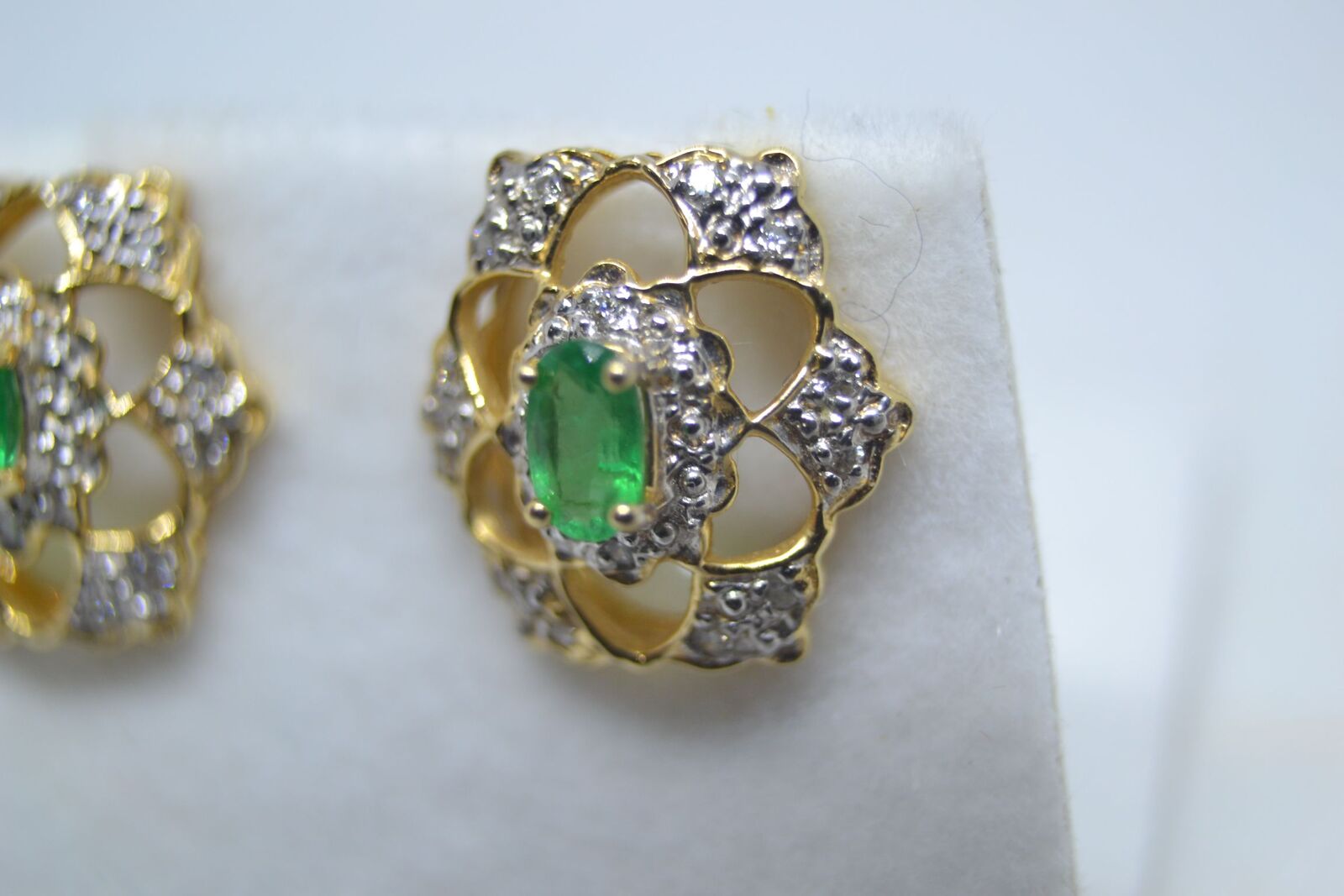 14ct Gold & Emerald Lace Earrings