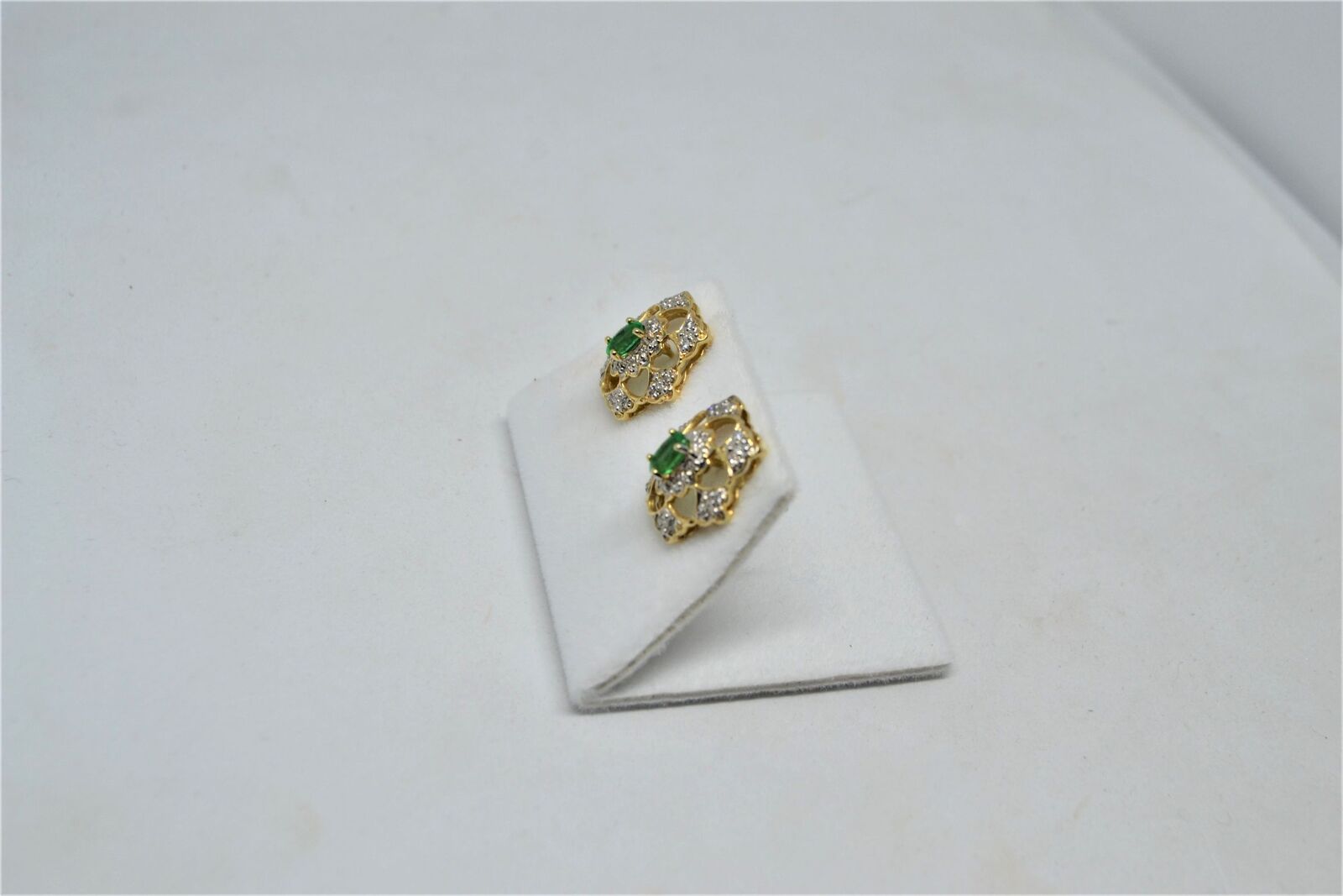 14ct Gold & Emerald Lace Earrings
