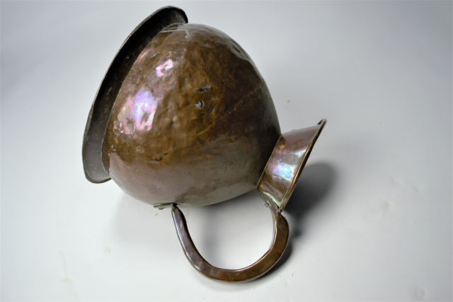 An Early 19th c. Two Gallon Copper Hay Stack Jug. 29 cm high.