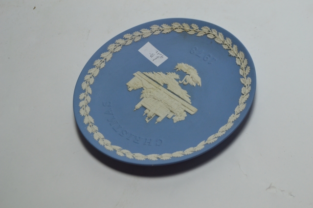 Wedgewood Plate 'Christmas 1973.'