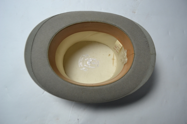 Moss Brothers top hat with a pair of gloves