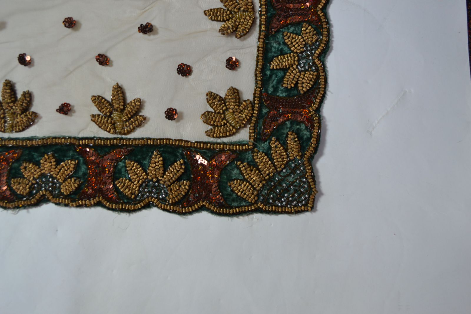 Decorative table cover